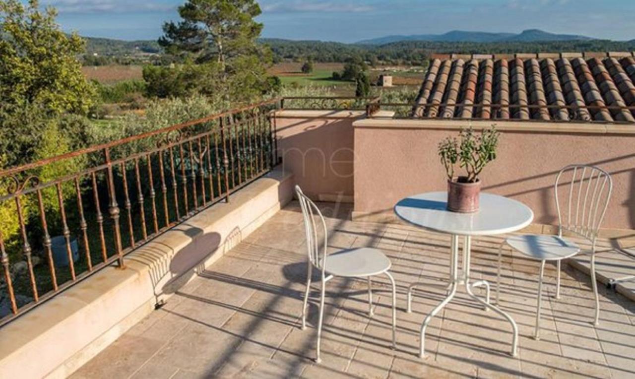 O Patio Du Mas Bed & Breakfast Callas Eksteriør bilde